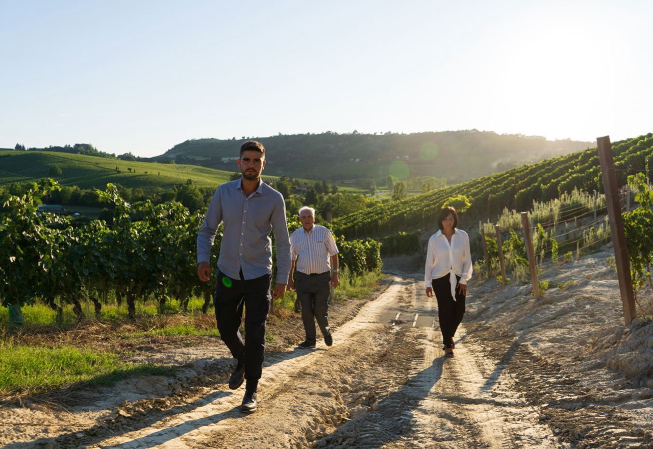 Truffle hunt with the dogs at Tenuta Ronzano